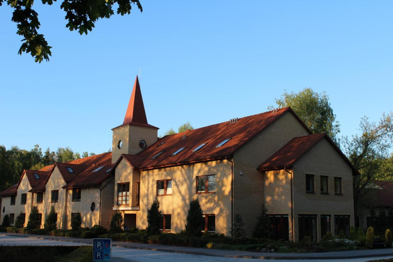 Uroczysko Porszewice - Osrodek Konferencyjno-Rekolekcyjny Ξενοδοχείο Pabianice Εξωτερικό φωτογραφία